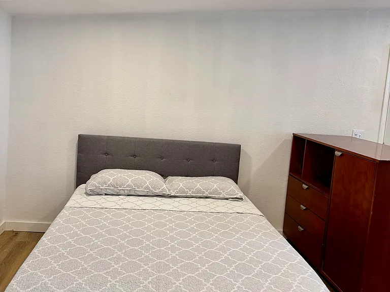 127 Loy Dr — Photo 1