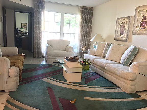 4th image of 10531 W Granada Dr