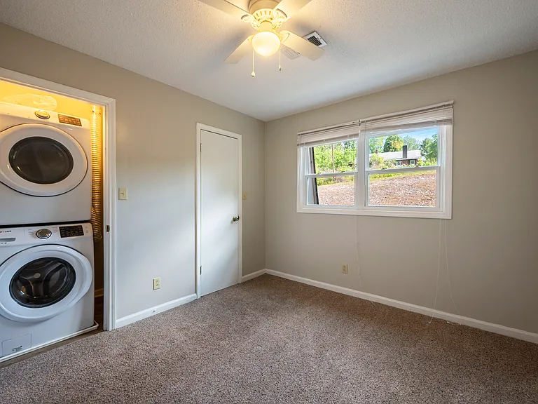 135 Ribet Ave SW #E-22 — Photo 6