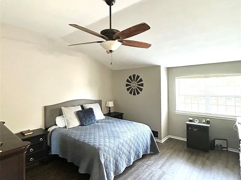 24 Waterford Cir — Photo 8