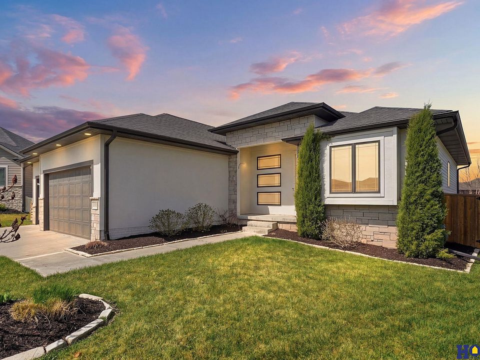 1st image of 6516 Julia Cir