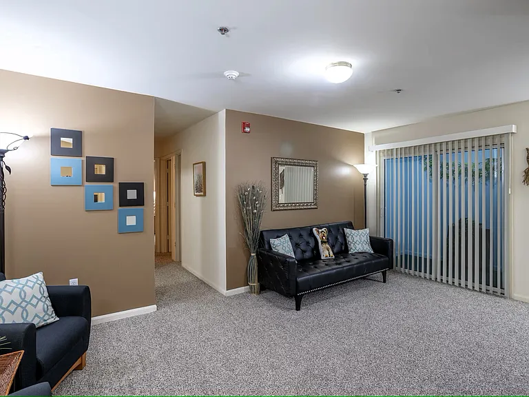 Autumn Ridge Apartments — Photo 35