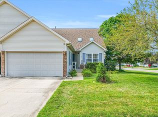 4019 Inverness Rd, Champaign, IL 61822