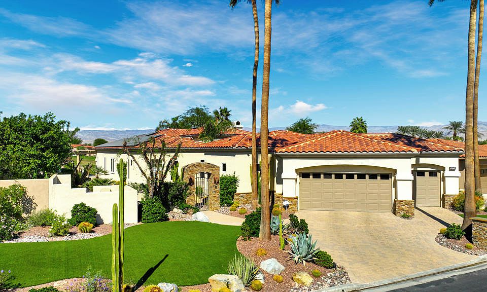 1st image of 600 Gold Canyon Dr