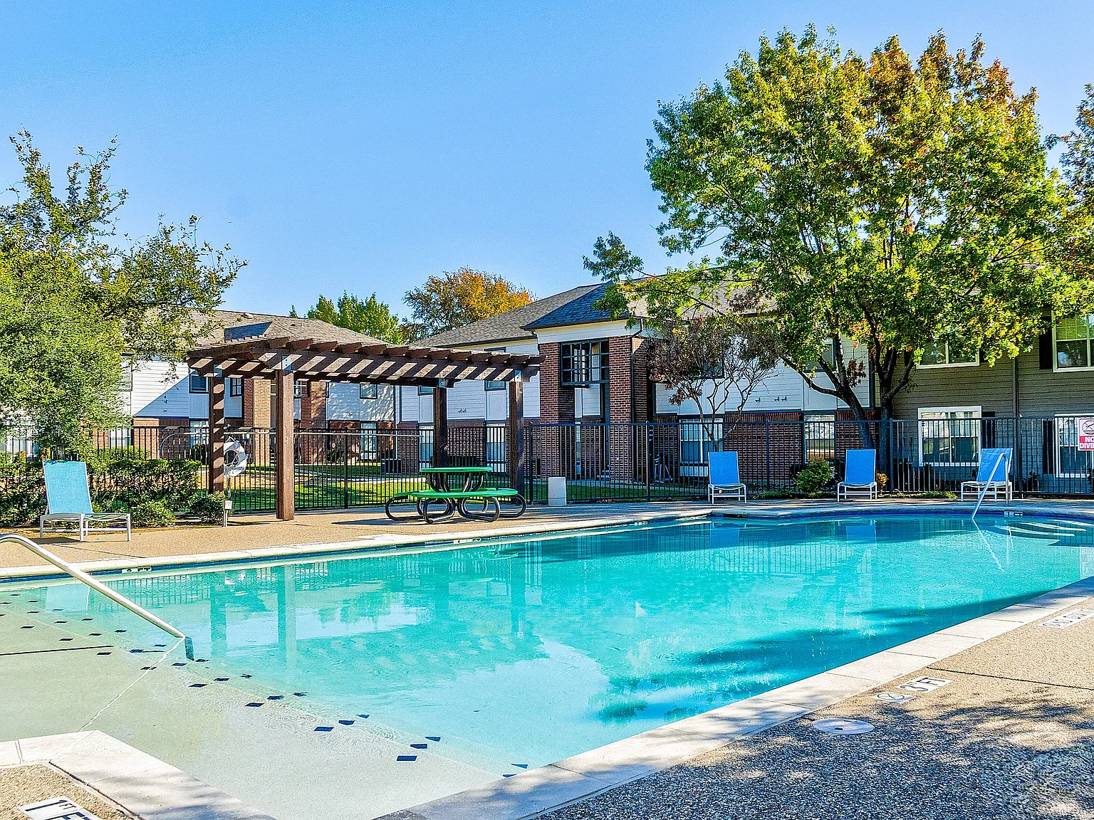 McKinney Park Apartments — Photo 2