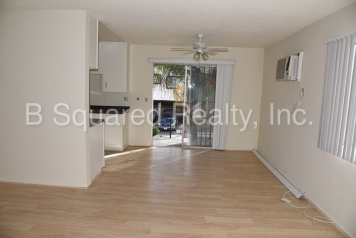 2nd image of 1150 Sunvue Pl APT 1