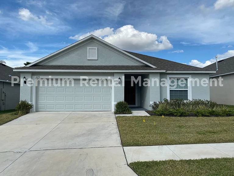 225 Bella Verano Way — Photo 1