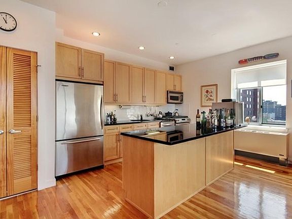 2nd image of 258 Saint Nicholas Ave APT 8D
