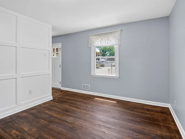 520 Hawthorne Rd #1 — Photo 10