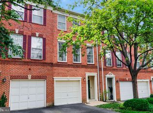 1122 S Monroe St, Arlington, VA 22204