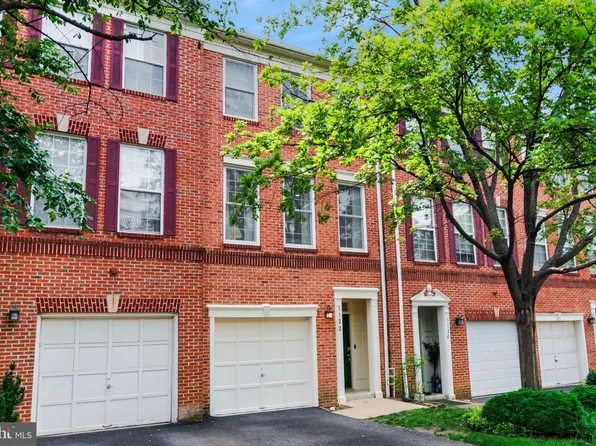 1122 S Monroe St, Arlington, VA 22204