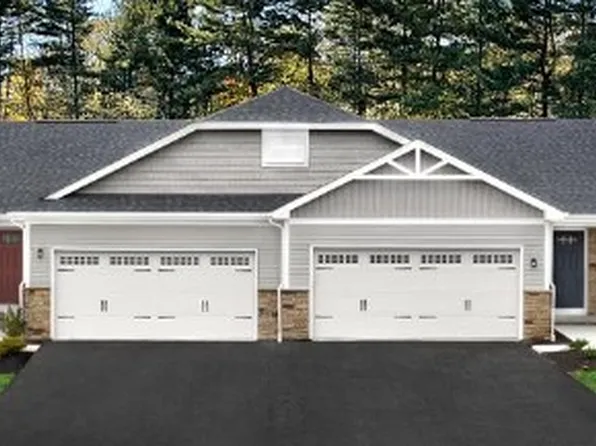 468 Clubhouse Dr, Belle Vernon, PA 15012