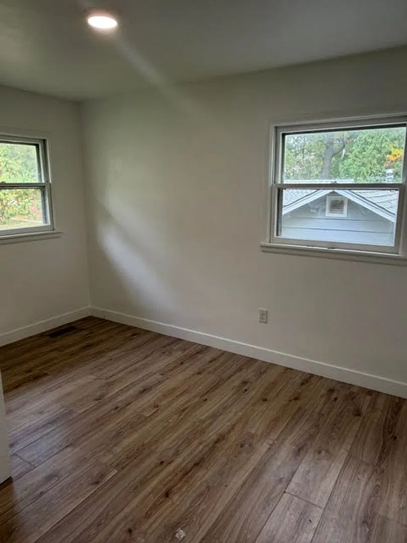 4 Bedroom House in Sartell — Photo 4