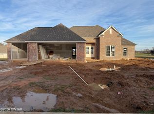 1055 Southern Hills Dr, Milan, TN 38358