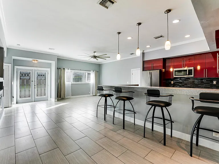 1827 Len Dr — Photo 13