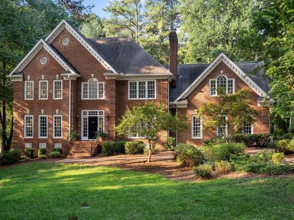 416 Tharps Ln, Raleigh, NC 27614