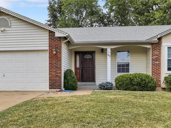49 Kingsbridge Ct, Saint Charles, MO 63304