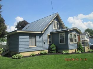 61 N 7th St, Fulton, NY 13069