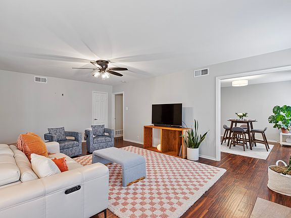 Dining Entry from living room