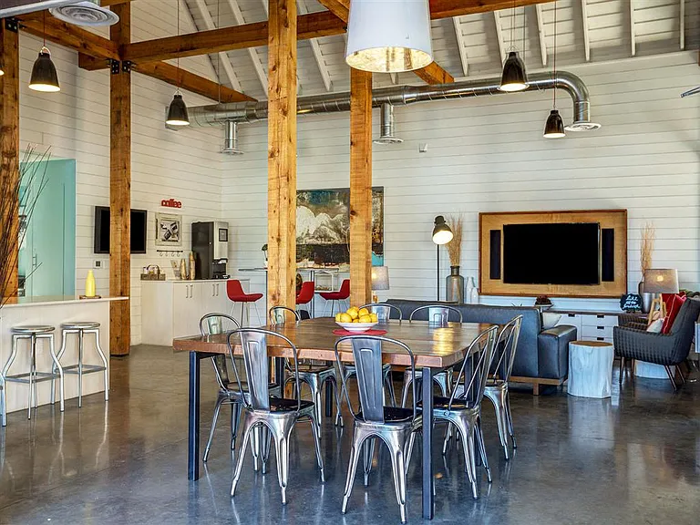 Bailey Farm — Photo 16