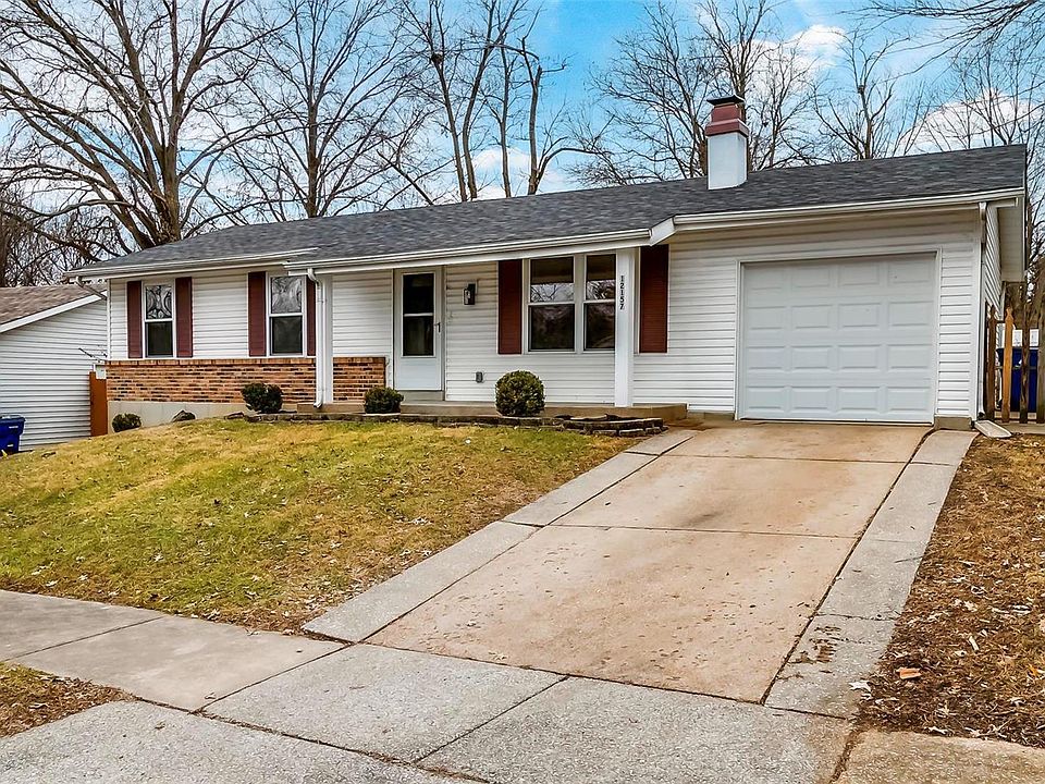 1st image of 12157 La Padera Ln