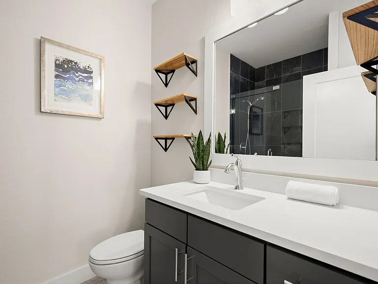 2827 Manor Rd #3105 — Photo 14