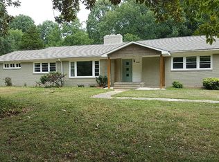 7618 Summerfield Rd, Summerfield, NC 27358
