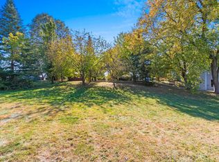 E Edward Dr #27, Green Bay, WI 54302