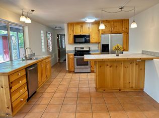 16510A Cutten Dr, Guerneville, CA