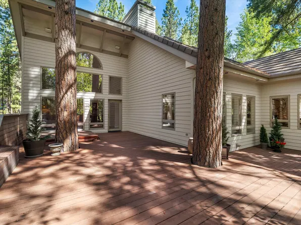 60726 Golf Village Loop, Bend, OR 97702