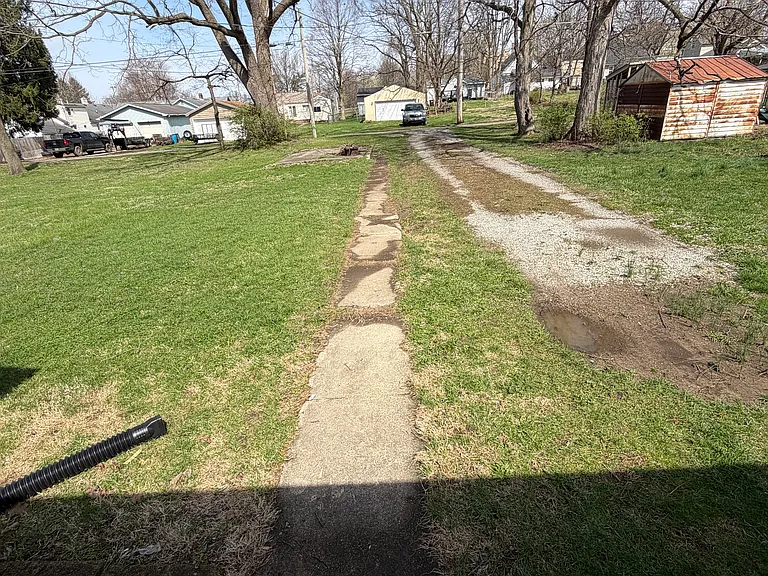 522 E Ward St — Photo 28