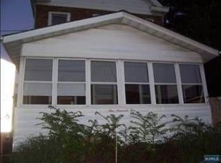 105 Main St, East Rutherford, NJ 07073