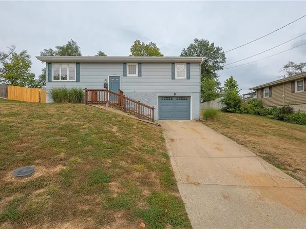 111 Collette St, Excelsior Springs, MO 64024