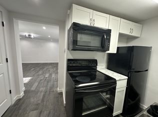 534 W 6th St APT 4, Concordia, KS 66901