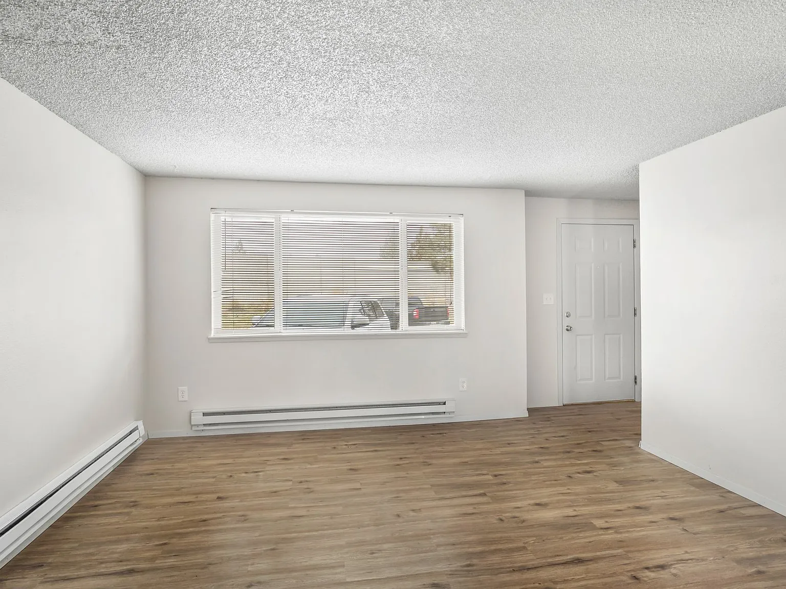 $500 Off RENT! Conveniently Located 2 Bedroom Townhome Style Apartment! — Photo 3