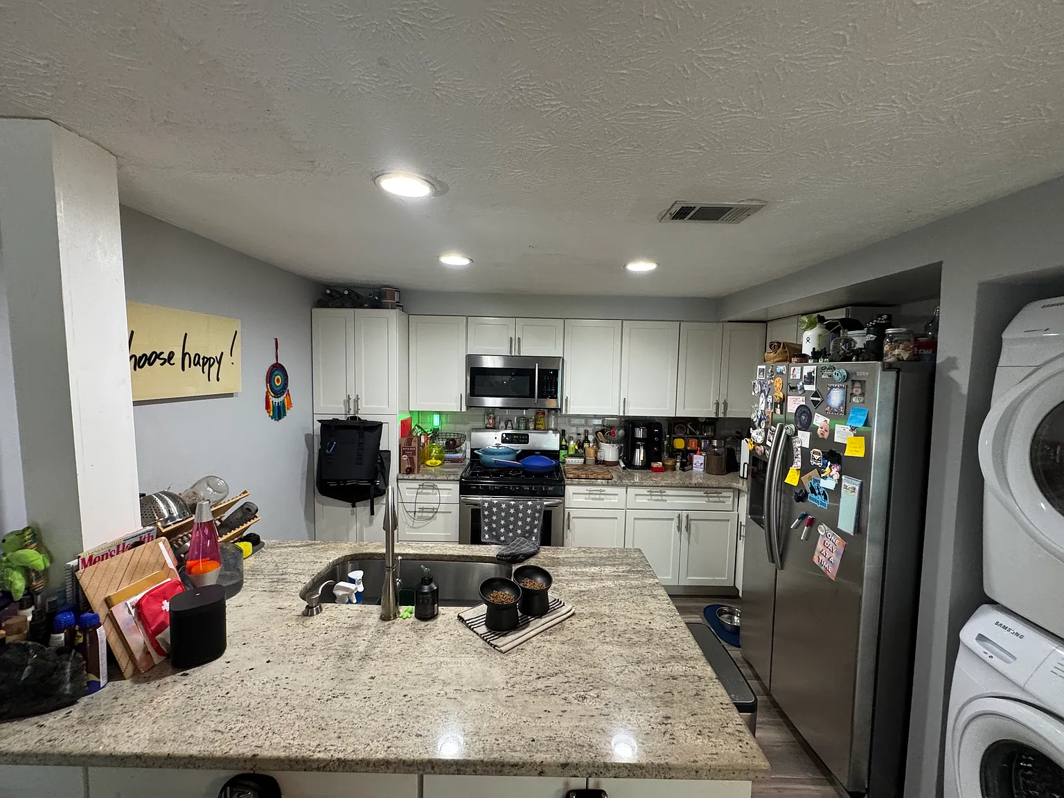 1 bed, 810 sqft, $1,390 — Photo 4