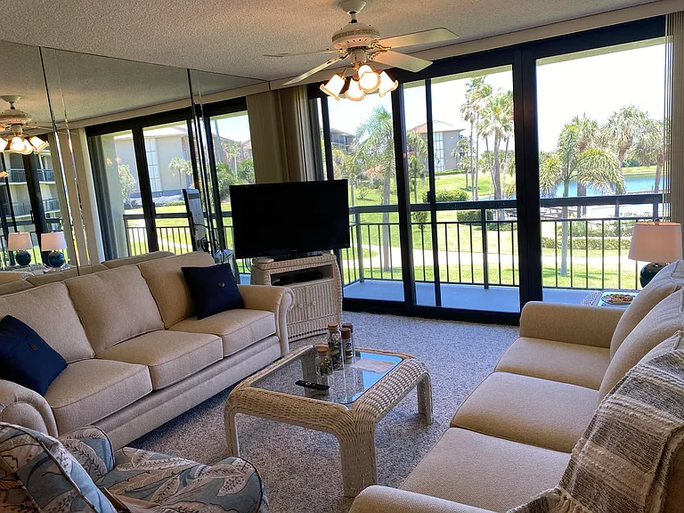 401 S Seas Dr #203 — Photo 9