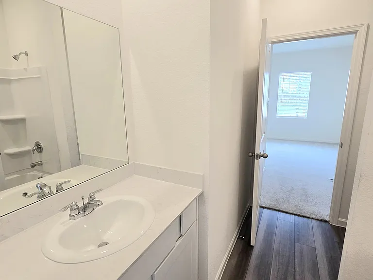 1238 Herring Dr — Photo 9
