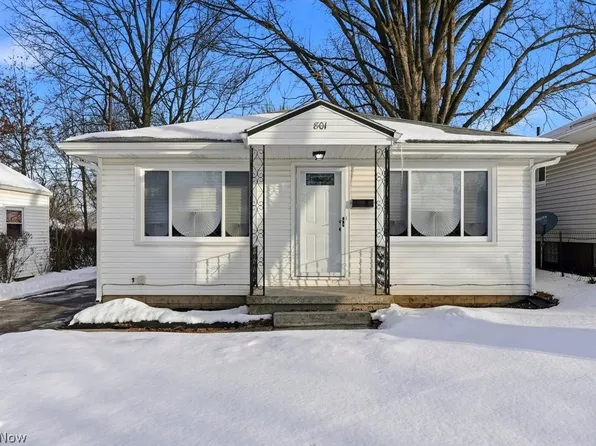 801 Triplett Blvd, Akron, OH 44306