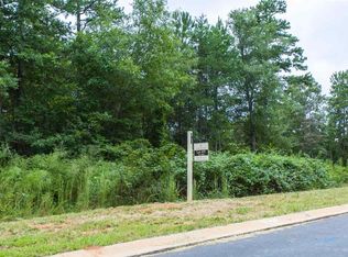 101 Greendale Ln, Greer, SC 29651