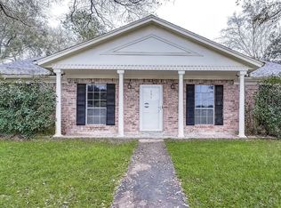 802 Dogwood Ln, Katy, TX 77493