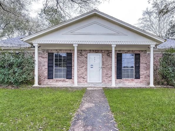 802 Dogwood Ln
