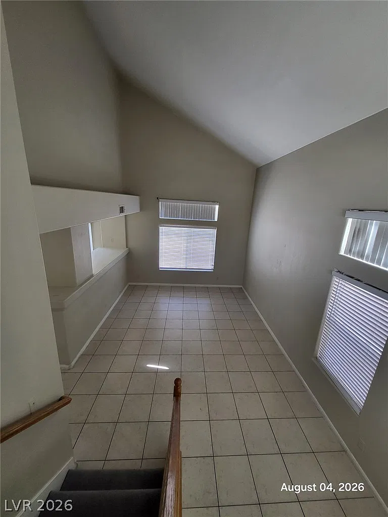 3 bed, 2.5 bath, 1599 sqft, $1,895 — Photo 4