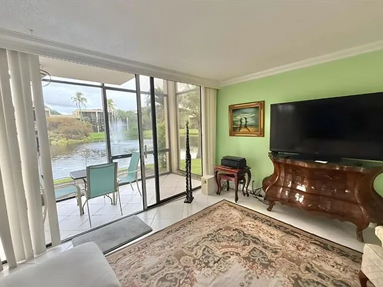 2910 SW 87th Ter #CU-1708 — Photo 15