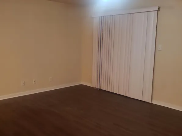 1311 Lucy Ln, Cheyenne, WY 82007