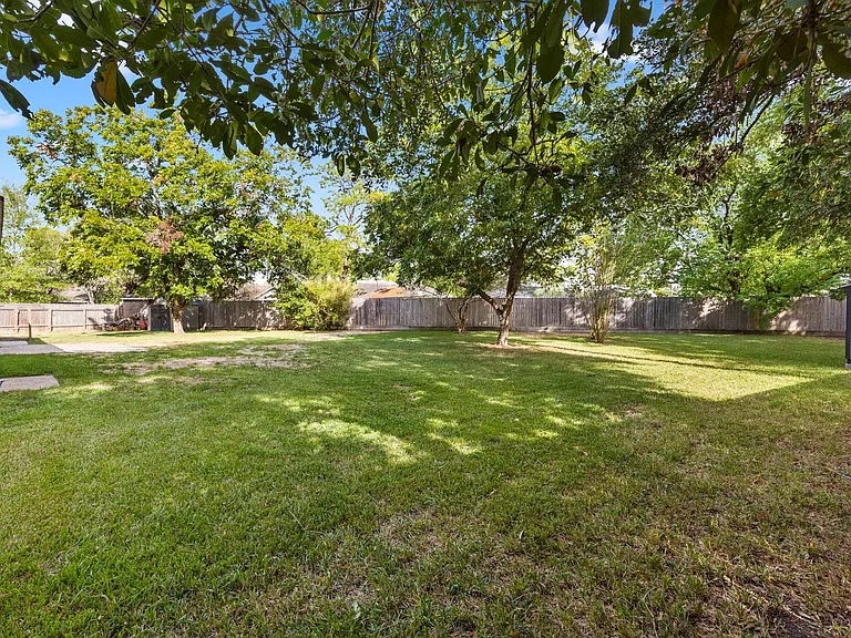 12307 Nova Ct — Photo 29