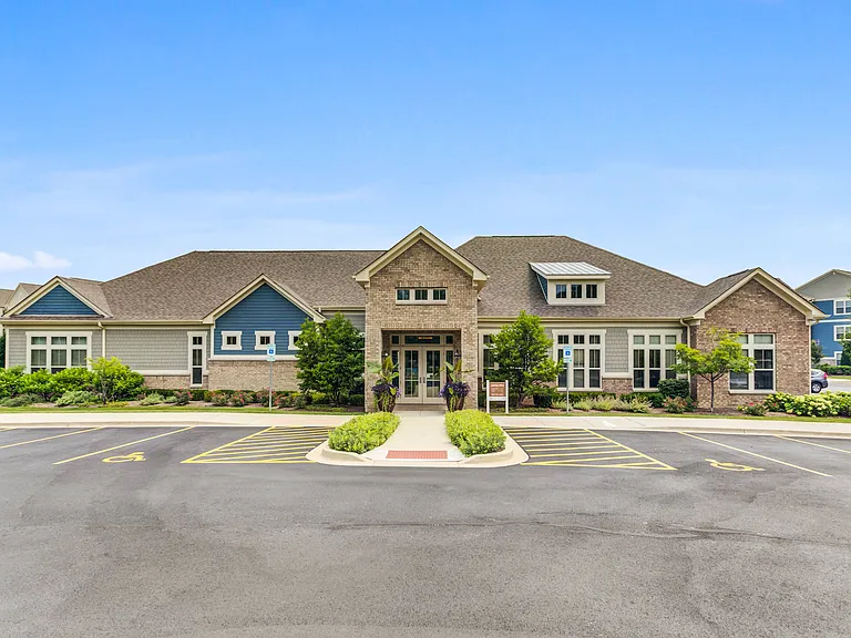 The Oaks Of Vernon Hills — Photo 14