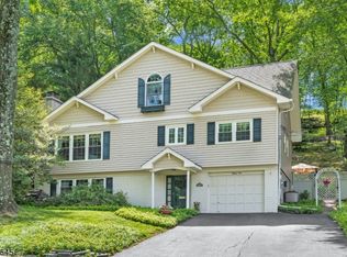 89 Alpine Trl, Sparta, NJ 07871