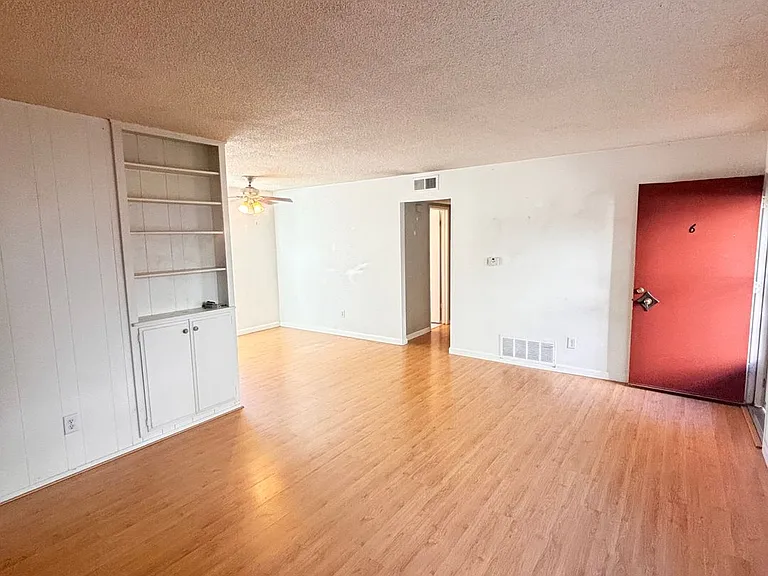 4036 Shasta St #6 — Photo 3