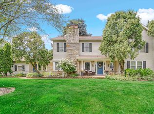 1711 W Main St, Sleepy Hollow, IL 60118